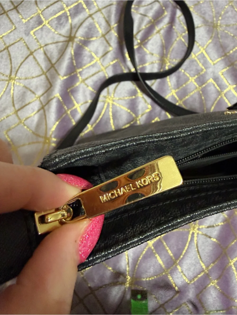 💥 Michael Kors Black MK Logo Bag with Gold Accents